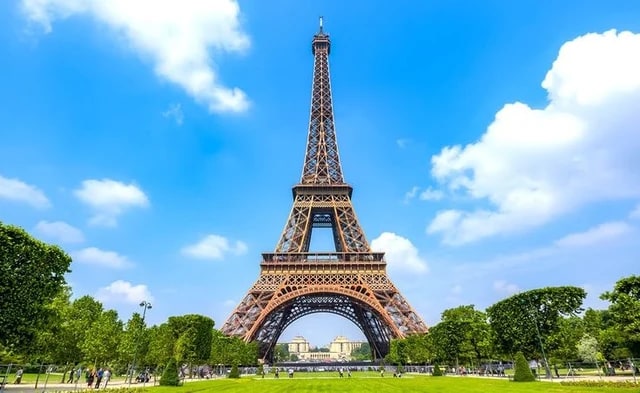 Eiffel Tower